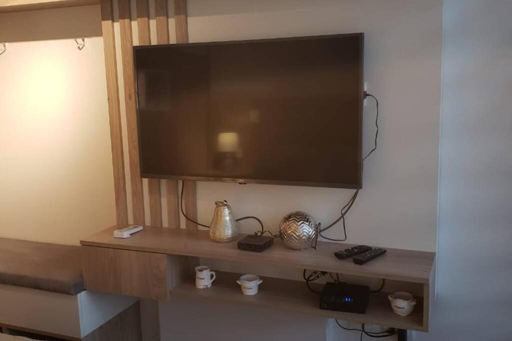 Appartamento Monoambiente De Lujo En Zona Premium Equipetrol *